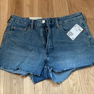 H & M denim shorts